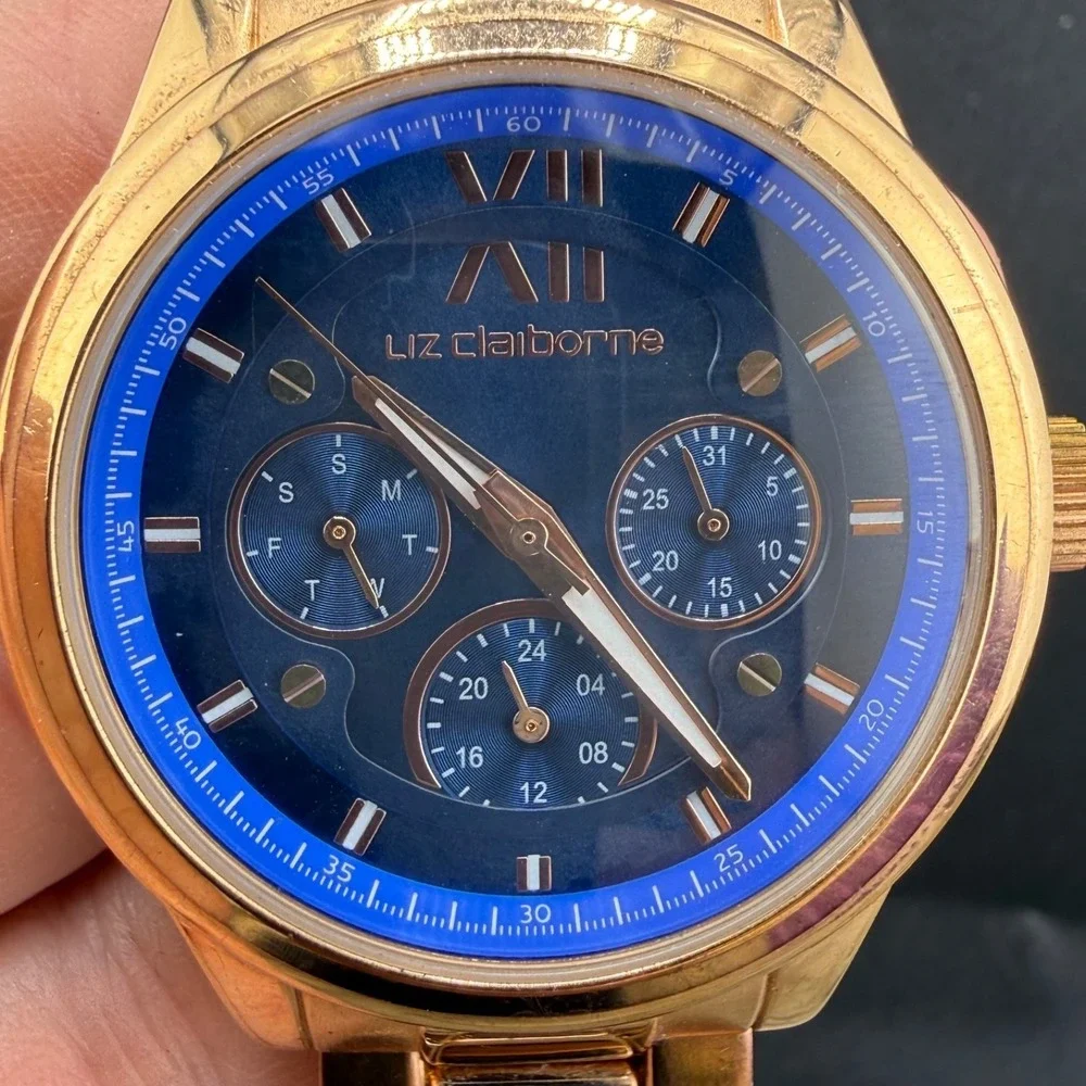 Vintage Men's Liz Claiborne Watch Gold Tone NONWORKING
